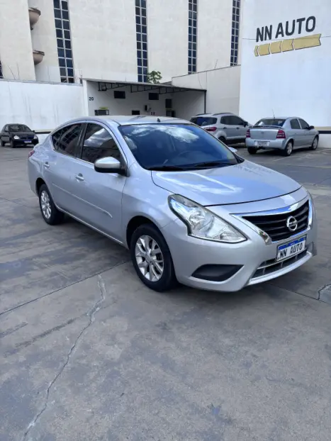 NISSAN Versa Sedan 1.6 16V 4P FLEX SV, Foto 3