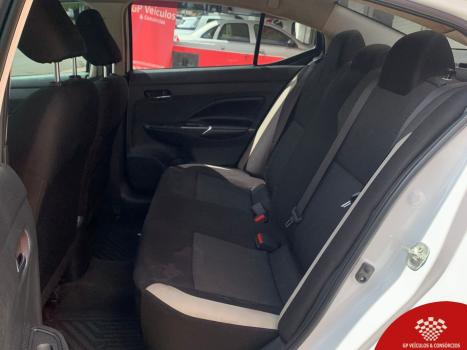 NISSAN Versa Sedan 1.6 16V 4P FLEX ADVANCE XTRONIC AUTOM�TICO CVT, Foto 10