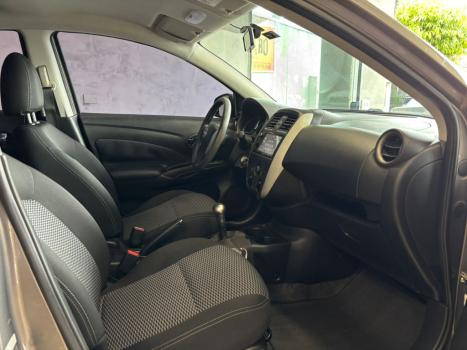 NISSAN Versa Sedan 1.6 16V 4P FLEX SV, Foto 6