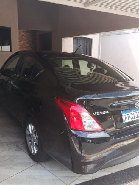 NISSAN Versa Sedan 1.6 16V 4P FLEX SL, Foto 2