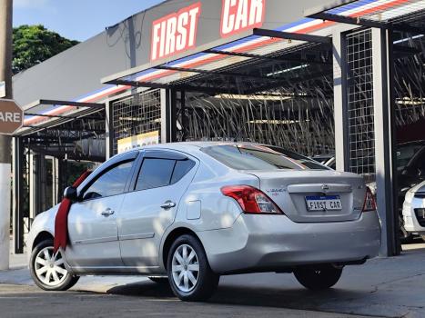 NISSAN Versa Sedan 1.6 16V 4P FLEX SV, Foto 5