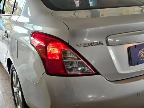NISSAN Versa Sedan 1.6 16V 4P FLEX SL, Foto 13