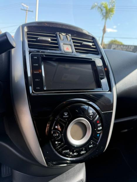 NISSAN Versa Sedan 1.6 16V 4P UNIQUE FLEX, Foto 18