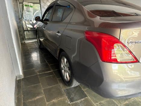 NISSAN Versa Sedan 1.6 16V 4P FLEX SL, Foto 2