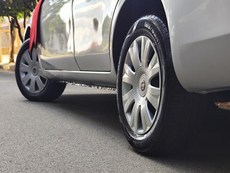 NISSAN Versa Sedan 1.6 16V 4P FLEX SV, Foto 9