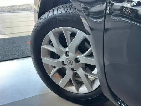 NISSAN Versa Sedan 1.6 16V 4P FLEX SL, Foto 16
