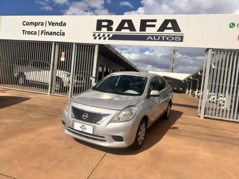 NISSAN Versa Sedan 1.6 16V 4P FLEX SV, Foto 1