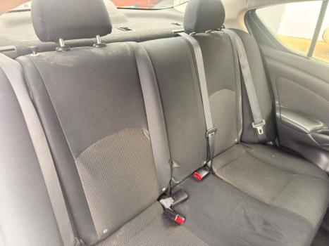 NISSAN Versa Sedan 1.6 16V 4P FLEX SV, Foto 17