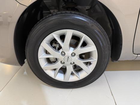 NISSAN Versa Sedan 1.6 16V 4P FLEX SV, Foto 14