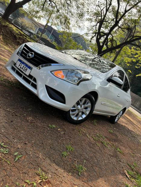 NISSAN Versa Sedan 1.6 16V 4P SV FLEX XTRONIC AUTOM�TICO CVT, Foto 3
