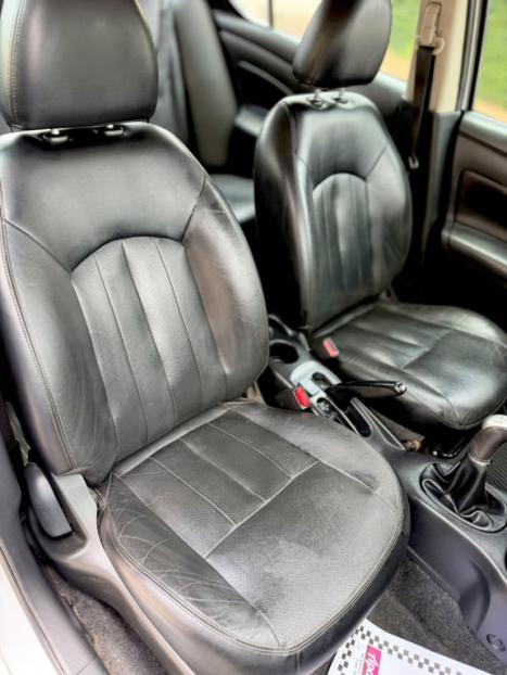 NISSAN Versa Sedan 1.6 16V 4P FLEX SL, Foto 6