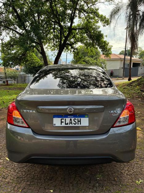 NISSAN Versa Sedan 1.6 16V 4P SV FLEX XTRONIC AUTOMÁTICO CVT, Foto 10