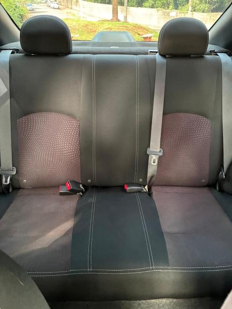 NISSAN Versa Sedan 1.6 16V 4P SV FLEX XTRONIC AUTOMÁTICO CVT, Foto 18