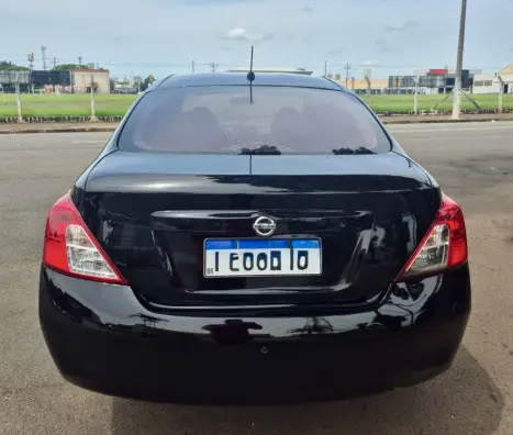 NISSAN Versa Sedan 1.6 16V 4P FLEX SL, Foto 2