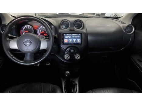 NISSAN Versa Sedan , Foto 8