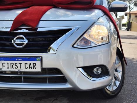 NISSAN Versa Sedan , Foto 3