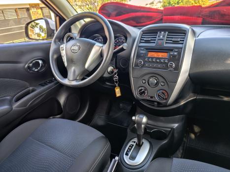 NISSAN Versa Sedan , Foto 9