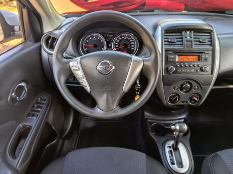 NISSAN Versa Sedan , Foto 10