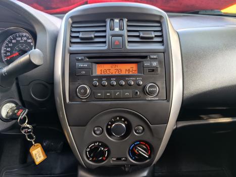 NISSAN Versa Sedan , Foto 13