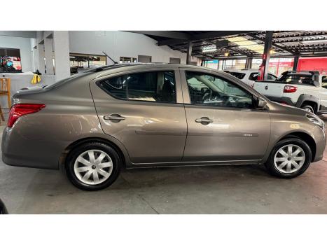 NISSAN Versa Sedan , Foto 2