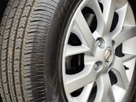 NISSAN Versa Sedan , Foto 19