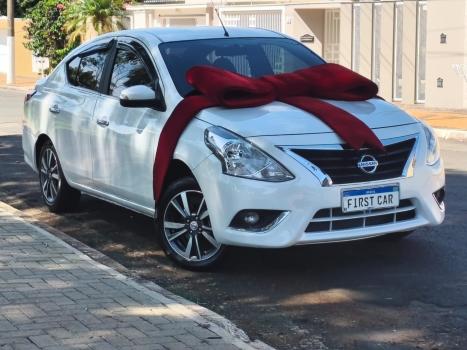 NISSAN Versa Sedan , Foto 4