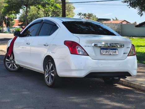 NISSAN Versa Sedan , Foto 6