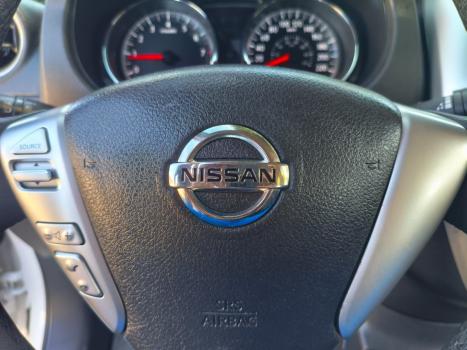 NISSAN Versa Sedan , Foto 15