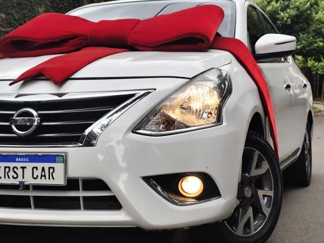 NISSAN Versa Sedan , Foto 3