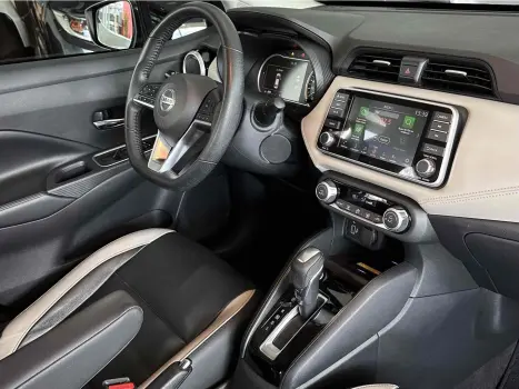 NISSAN Versa Sedan , Foto 14