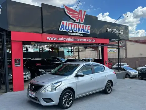 NISSAN Versa Sedan , Foto 1