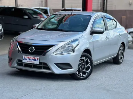NISSAN Versa Sedan , Foto 4