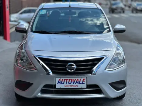 NISSAN Versa Sedan , Foto 5