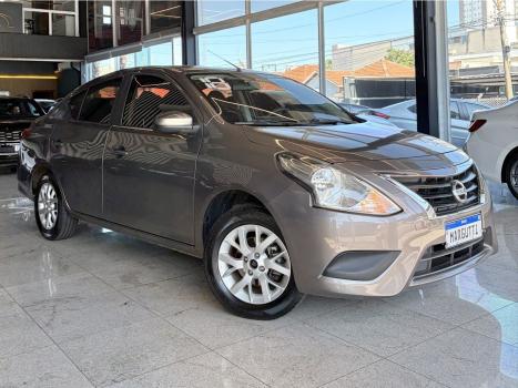 NISSAN Versa Sedan , Foto 3