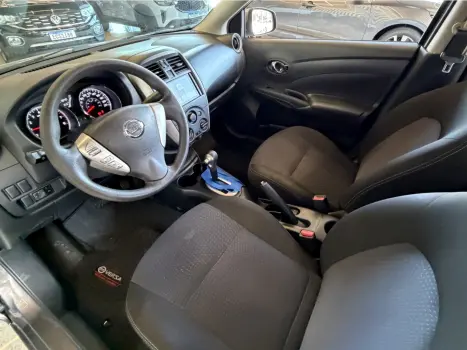NISSAN Versa Sedan , Foto 16