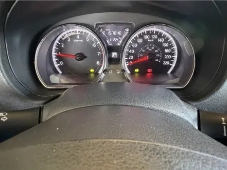 NISSAN Versa Sedan , Foto 22