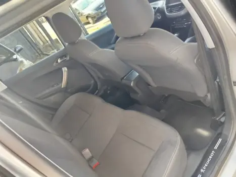 PEUGEOT 2008 1.6 16V 4P FLEX ALLURE AUTOM�TICO, Foto 5