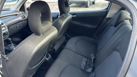 PEUGEOT 206 1.6 16V 4P FELINE AUTOM�TICO, Foto 6