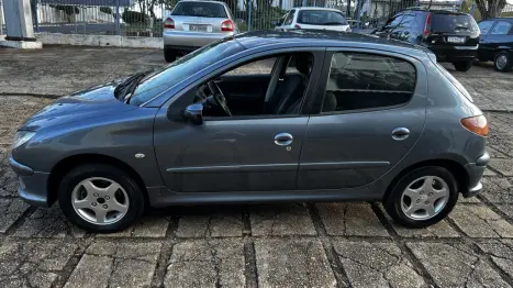 PEUGEOT 206 1.6 16V 4P FELINE AUTOM�TICO, Foto 13