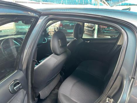 PEUGEOT 207 Hatch 1.6 16V 4P QUIKSILVER FLEX, Foto 9