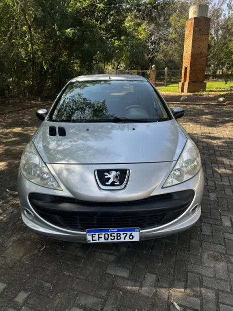PEUGEOT 207 Hatch 1.4 4P XR FLEX, Foto 1