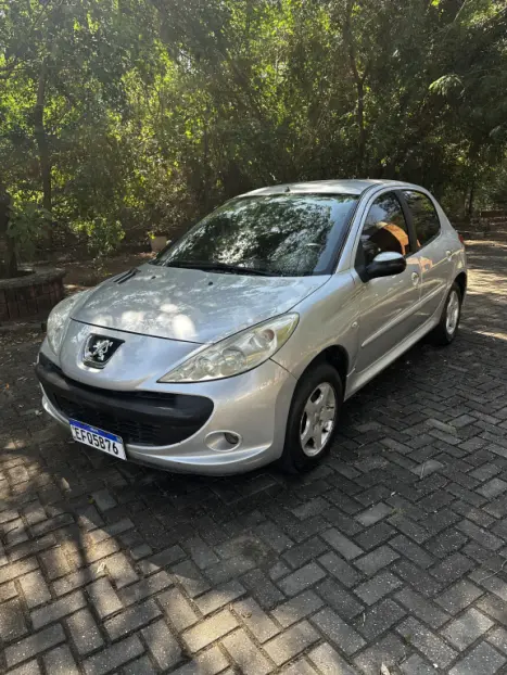PEUGEOT 207 Hatch 1.4 4P XR FLEX, Foto 2
