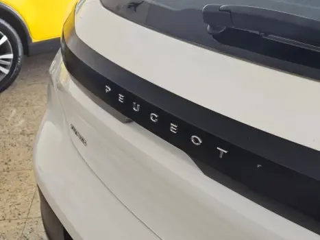 PEUGEOT 208 1.0 12V 4P FLEX LIKE, Foto 15 PEUGEOT 208 1.0 12V 4P FLEX LIKE, Foto 15