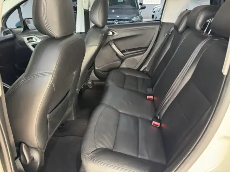 PEUGEOT 208 1.0 12V 4P FLEX GRIFFE TURBO 200 AUTOMTICO CVT, Foto 10