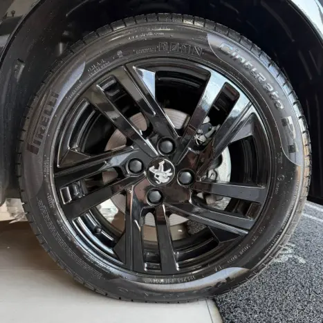 PEUGEOT 208 1.0 4P FLEX FIREFLY STYLE, Foto 8 PEUGEOT 208 1.0 4P FLEX FIREFLY STYLE, Foto 8