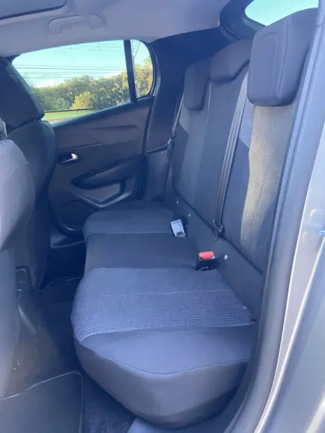 PEUGEOT 208 1.0 4P FLEX FIREFLY STYLE, Foto 10