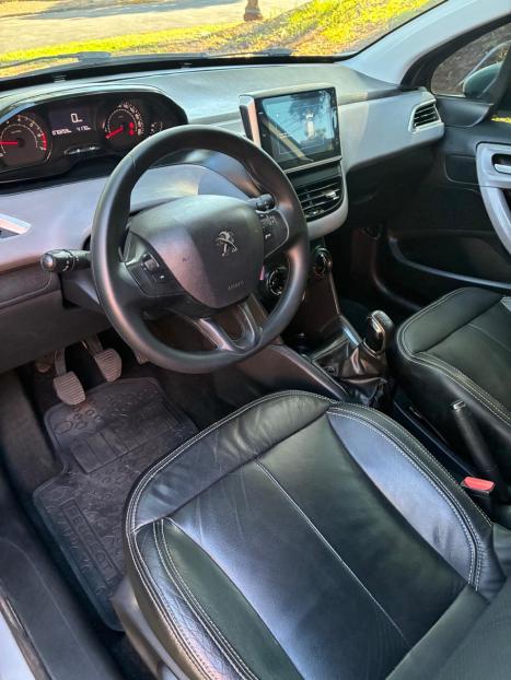PEUGEOT 208 1.2 12V 4P ACTIVE FLEX, Foto 16