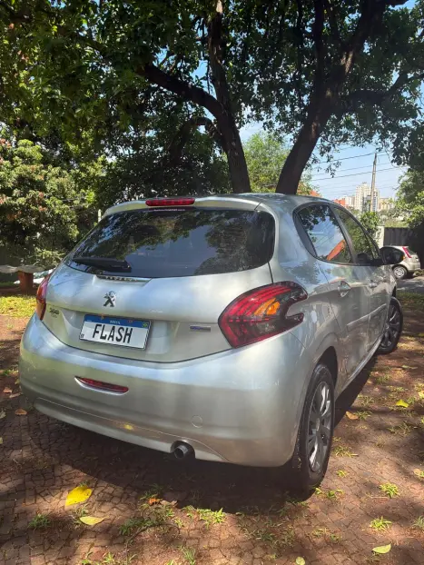 PEUGEOT 208 1.2 12V 4P ACTIVE FLEX, Foto 9