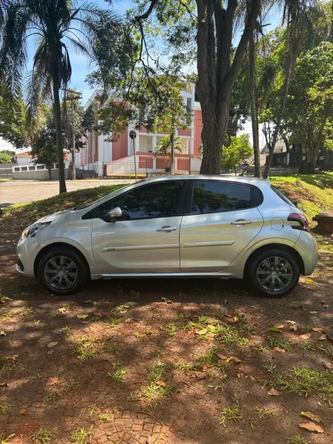 PEUGEOT 208 1.2 12V 4P ACTIVE FLEX, Foto 13