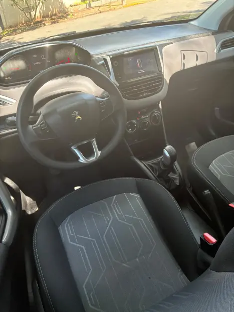 PEUGEOT 208 1.2 12V 4P ACTIVE FLEX, Foto 16